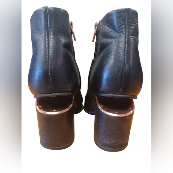 Alexander Wang EUC Gabi Black Leather Block Heel Booties Size 36.5 - Picture 7 of 10